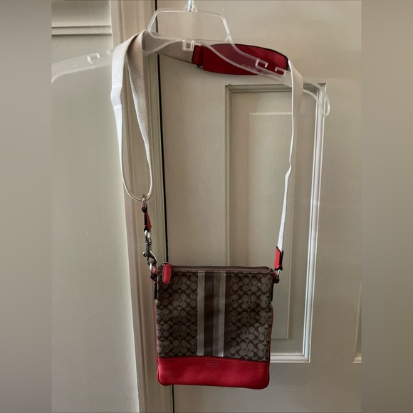 Coach Beige Monogram Print Crossbody W/ Red Leather & Sparkly Striped Trim Adjus - Picture 1 of 5